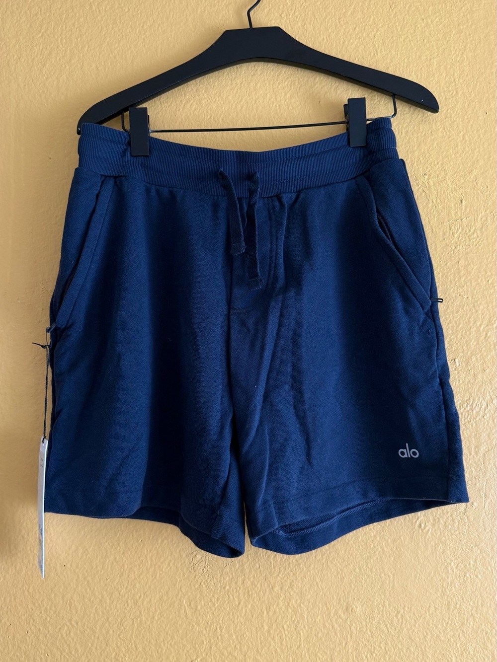 ALO Yoga Men’s Chill Short Relax